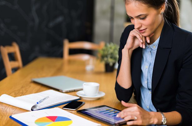 ارزیابی عملکرد: کلید موفقیت مدیریت