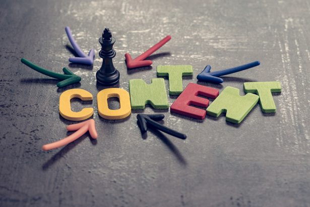 چرا مدیران ارشد باید در عصر هوش مصنوعی، رهبری استراتژی محتوا را بر عهده بگیرند؟