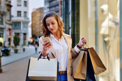 آیا فروش مرده است؟