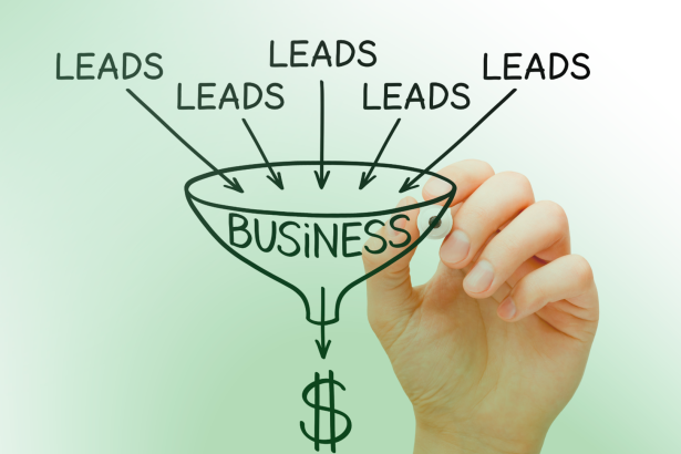 از سرنخ تا وفاداری: قدرت پنهان برند شخصی در تبدیل مشتری